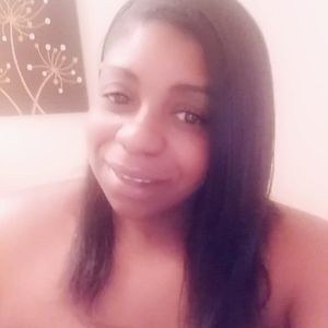 Meet your Posher, Iris